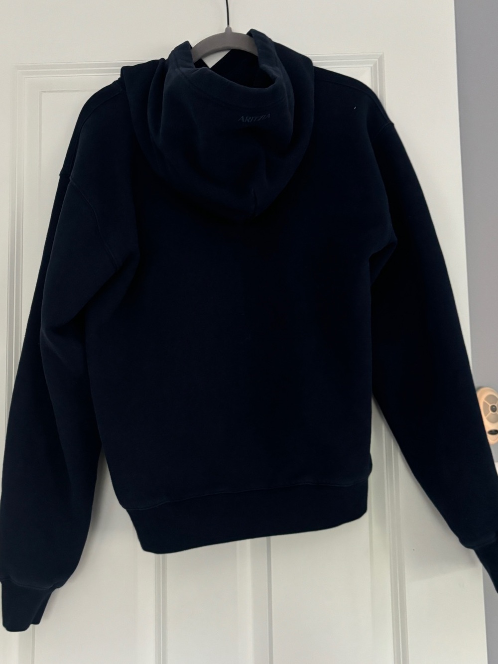 Aritzia Cozy Fleece Perfect Hoodie - Picture 4 of 5